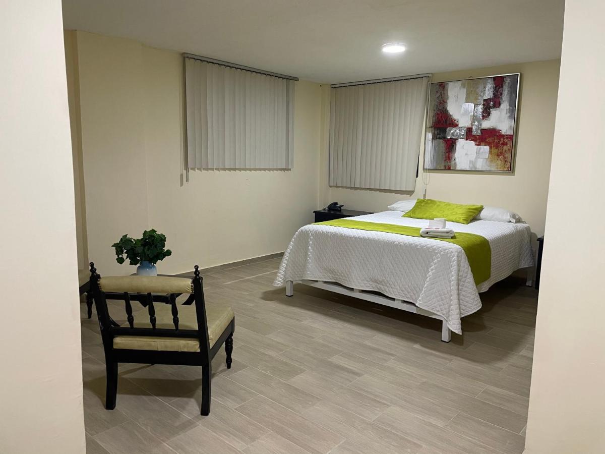 Terraza Suites Quito Esterno foto